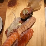 Sushi Izakaya Yataizushi - サーモン三昧