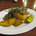 伊酒リア - 熟成インカのめざめ　フリット　ローズマリー風味