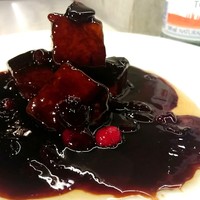 CINA New Modern Chinese - 厳選ロースとベリーの黒スブタ