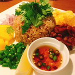 我自由家タイランド - 「今日のスペシャル」の「カオクルックガピ（900円）」