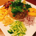 我自由家タイランド - 「今日のスペシャル」の「カオクルックガピ（900円）」