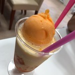 サーティワンアイスクリーム - マンゴーゼリーオレンジソルベ  500円