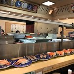 Kaitenzushi Misaki - 店内