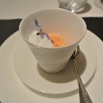 リストランテ カノフィーロ - 赤パプリカのムースと水牛のモッツアレラ