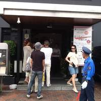 とんかつ まい泉 青山本店 - 店内大行列!!