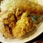 御食事処 なごみ - 唐揚げとコロッケ定食　ボリューミイ