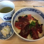 まぐろどんぶり瀬川 - まぐろどんぶり  900円(税込)