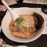 ちょもらんま - 魚介しょうゆラーメン鯖