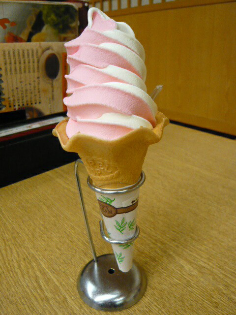 天然温泉 虹の湯☆ソフトクリーム』by ネコルル : 本家さぬきや 奈良西