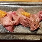 臥薪 - 和牛炙り寿司
