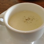 ウッチーノ食堂 - 新玉葱のポタージュ