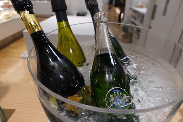 Wine Shop Enoteca Hiroshima Sanshin Ten photo 2