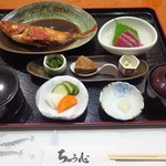 煮魚膳１，７６０円（税込）