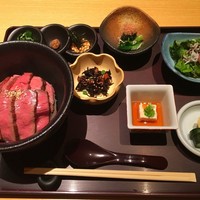 御曹司 松六家 - 