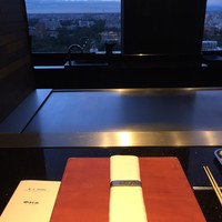 鉄板焼 やまなみ - 鉄板越しの札幌