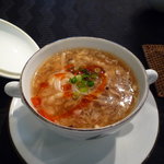 Shida Saikan - ラー油入りピリ辛スープ
