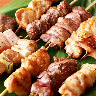 Kushi Samadhi! Enjoy Yakitori (grilled chicken skewers). A masterpiece baked by a craftsman