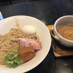 麺者すぐれ - 白つけ麺 850円、麺1.5倍 80円、味付け玉子 100円