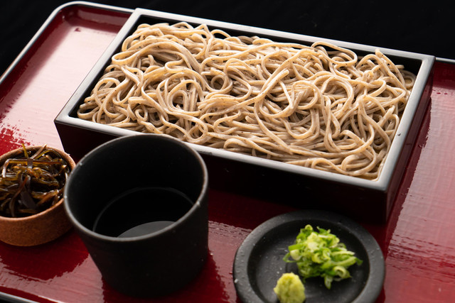 期間限定チャレンジメニュー 天領名物 富士山信玄つけ蕎麦 10分以内間食で賞金10万円 石挽十割蕎麦天領 国母 そば 食べログ