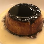 ビストロ コティディアン - ラム酒風味のクレーム・キャラメル。
      美味し。