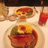 ロウリーズ・ザ・プライムリブ 恵比寿ガーデンプレイス店 - 