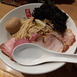 日の出製麺 - 特製つけ麺の麺