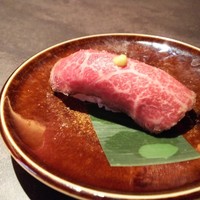 東京焼肉 平城苑 銀座5丁目店 - 和牛たたきの握り