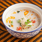 chicken coconut soup