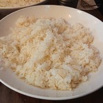 アジアンカレー専門店 ハバカーる。 - 選べるライス量は300gに、雑穀入りで やや固めがイイ