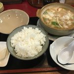 まんぷく - ホルモン鍋定食