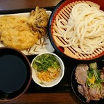 丸亀製麺 - 
