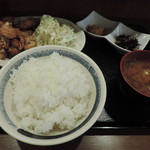 Bucchigirisakaba - ランチの唐揚げ定食