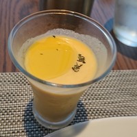 The Living Room with SKY BAR - レンズマメのスープ
