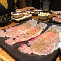大衆肉酒場 こだわり米 匠 - 炙り肉寿司♪