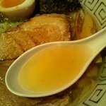 和田屋 - 半透明スープ（あっさり塩）