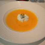 エルルカン・ビス - 赤肉メロンの冷たいスープ
