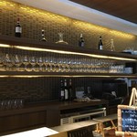 イル ジェンティーレ - 整然とワイングラス