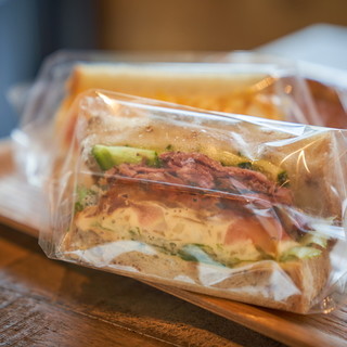 サンドイッチパーラー楽楽_1