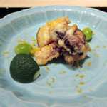 弥さしさ 大島 - 8皿目。松茸天婦羅 アワビと肝の天婦羅 新銀杏 カラスミ掛け