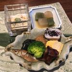 日本料理　香せり - 八寸 生湯葉、二色蒟蒻、餅蓮根、蛸の柔らか煮、きぬかつぎ、ブロッコリー、茄子のお浸し、玉子、わかさぎ