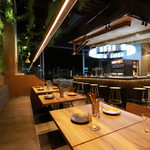 FLOWS GRILL|BAR - 