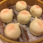 中国食府 双龍居 - ひとくち桃饅（¥600）