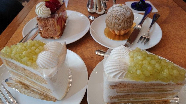 パティスリーサツキ Naspaニューオータニ パティスリーsatsuki 越後湯沢 ケーキ 食べログ