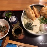 讃岐うどん四八 - とり天とろ玉ぶっかけ