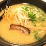 とんぺい - みそラーメン 720yen