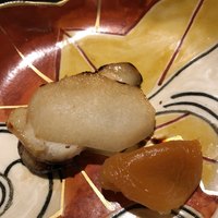 うち山 - マナガツオ　梨の挟み焼き　杏の甘酢漬け