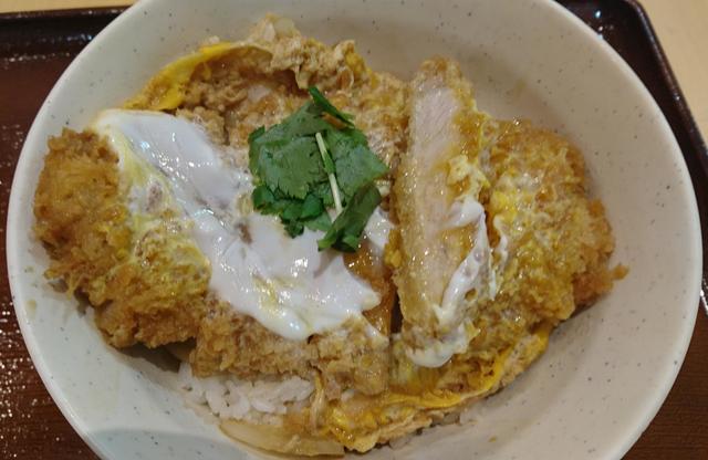 閉店 かつたに アピタ四日市店 近鉄四日市 とんかつ 食べログ