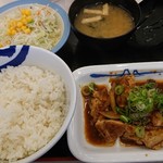 松屋 - 鶏のバター醤油定食。