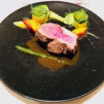 ビストロアム - ④メインディッシュ：仔羊の塩釜焼き