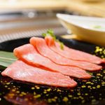 お肉屋 けいすけ 三男坊 - 高森和牛の一枚焼き